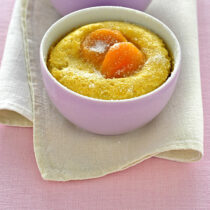 piccoli-clafoutis-di-albicocche-al-te