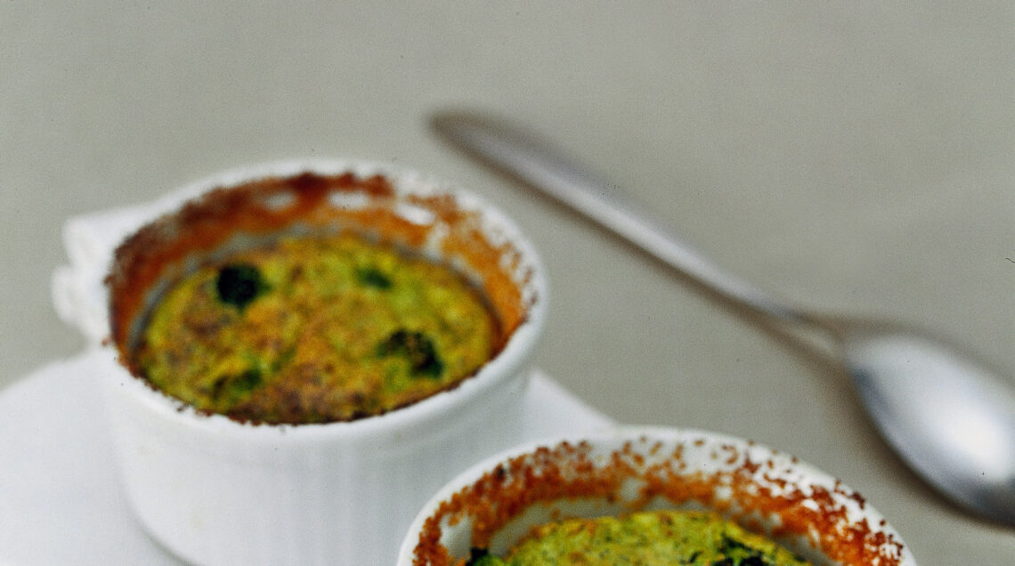 piccoli soufflÃ© speziati ai broccoli Sale&Pepe ricetta