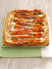 pizza-con-cipollotti-crescenza-e-speck