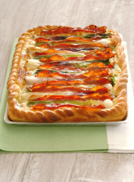 pizza-con-cipollotti-crescenza-e-speck