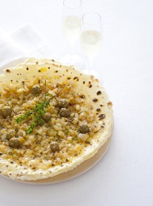 La pizza con le cipolle e la bottarga