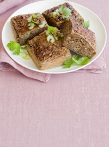 Polpettone di lenticchie di Onano e noci