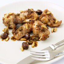 ricetta coniglio-con-olive-e-pinoli-alla-ligure