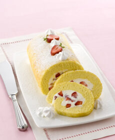 rotolo-con-crema-e-fragole step