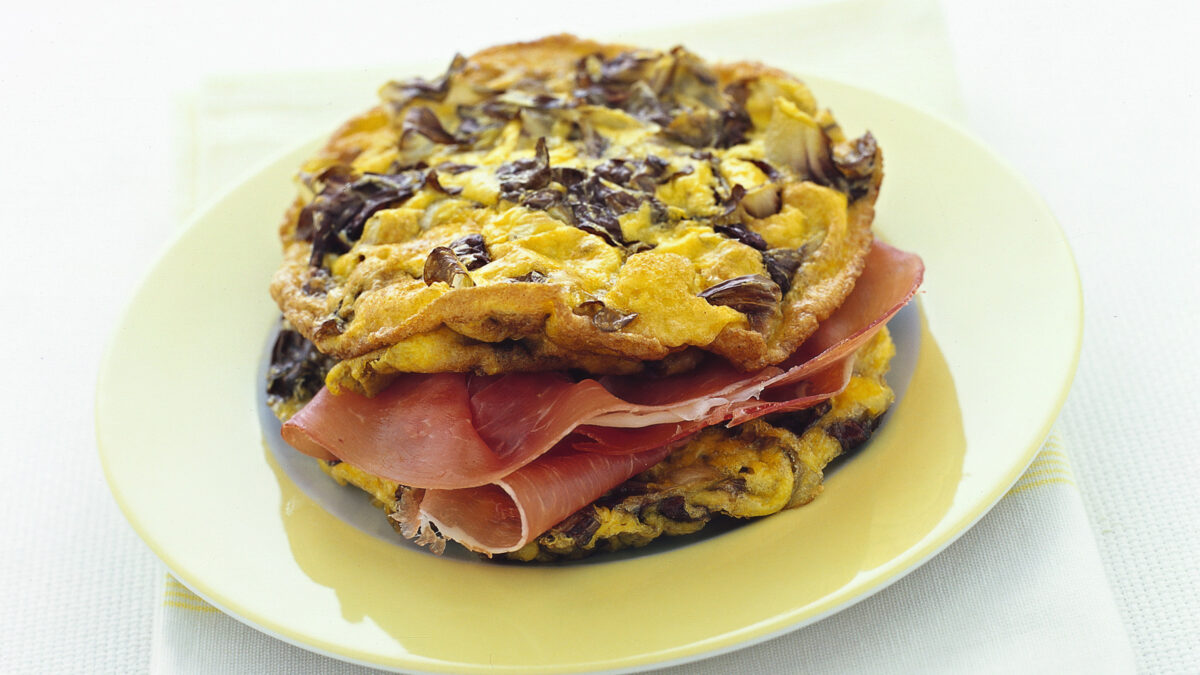 Sandwich al radicchio con prosciutto crudo