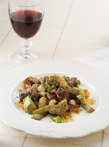 Il sauté di manzo al cognac con spicchietti di carciofo