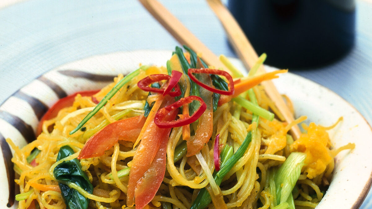 Spaghetti di riso piccanti