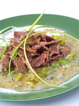 straccetti-di-manzo-al-roquefort