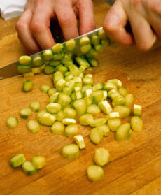 tagliolini-alle-vongole-e-crema-di-asparagi ricetta