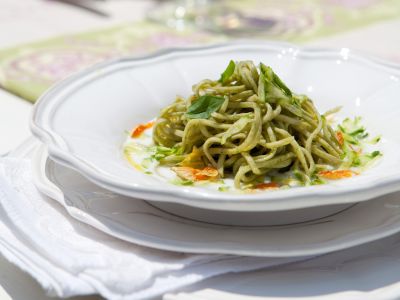 tagliolini-verdi-con-zucchine ricetta