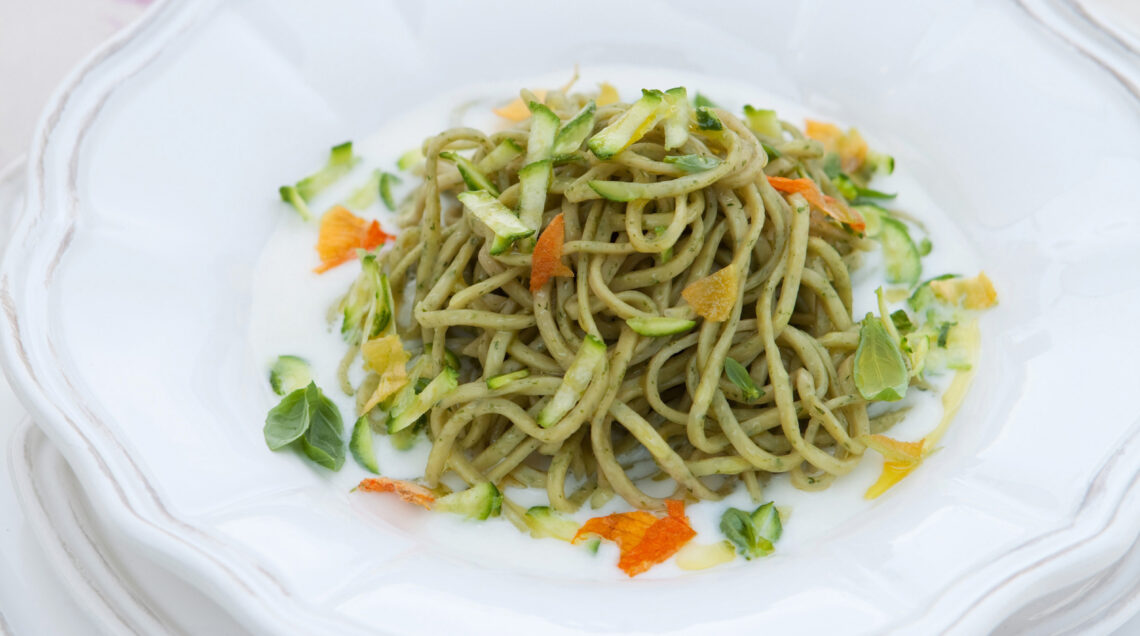 tagliolini-verdi-con-zucchine ricetta