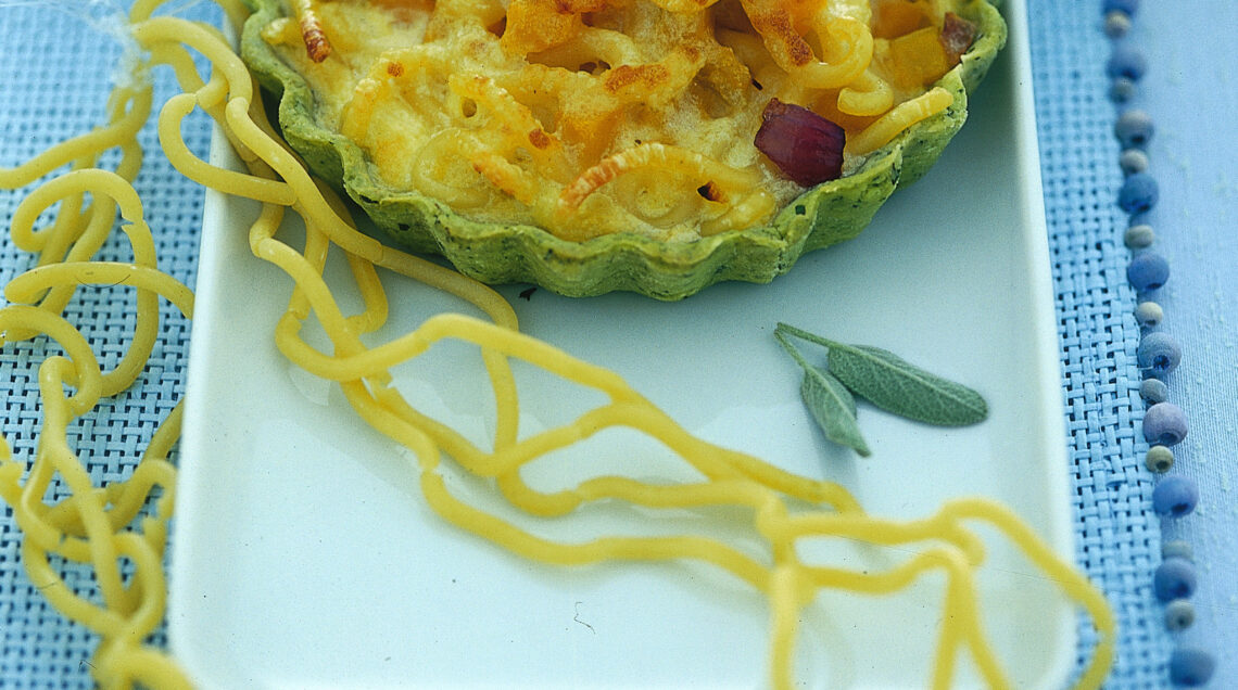 tartellette-con-gramigna-zucca-e-amaretti