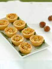 tartellette-mignon-al-formaggio-e-paprica