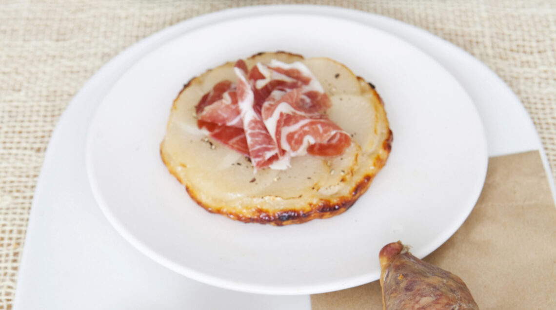 tatin-di-rapa-con-coppa foto