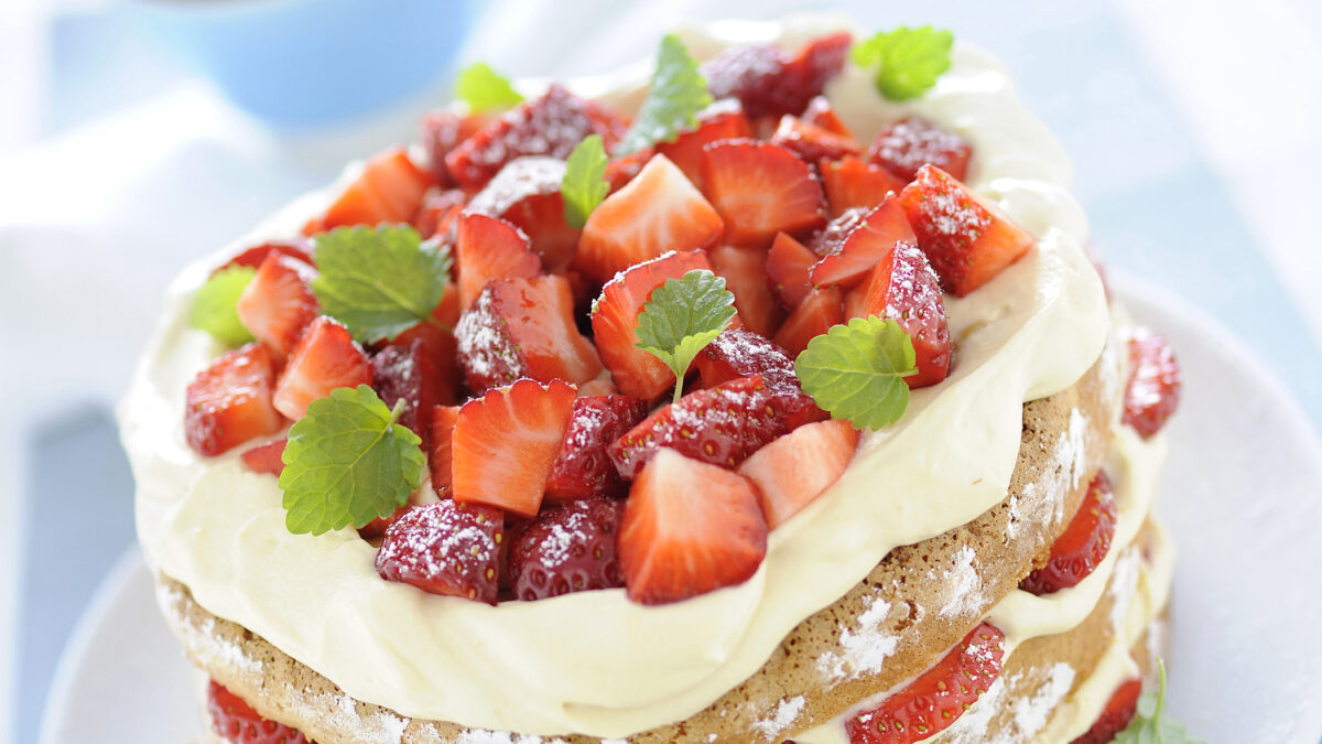 Torta a strati con zabaione