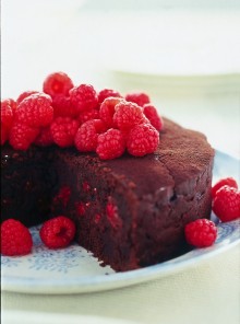 La torta di lamponi e cioccolato