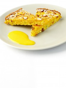 La torta di riso e mandorle con zabaione
