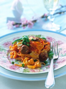 La torta di tagliolini con polpette
