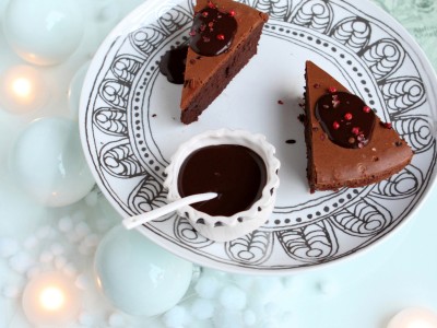torta-doppio-cioccolato-al-pepe-rosa