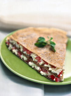 torta-rustica-con-burrata-e-pomodoro-fresco