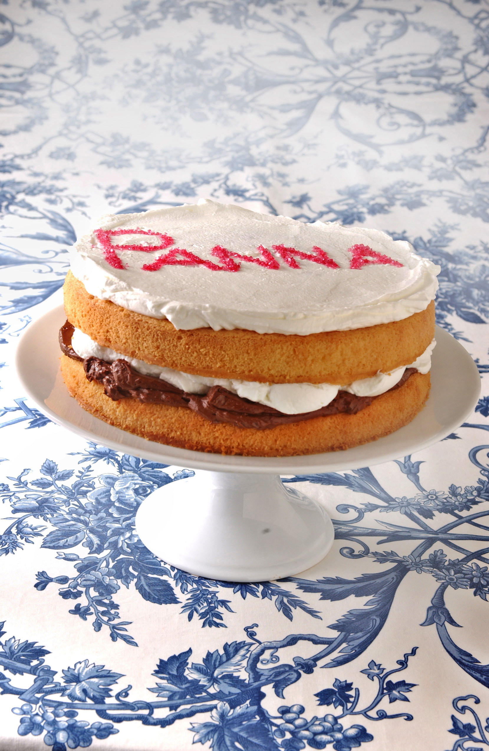 sigaretta kiwi elettronica Torta soffice con panna e mousse di cioccolato