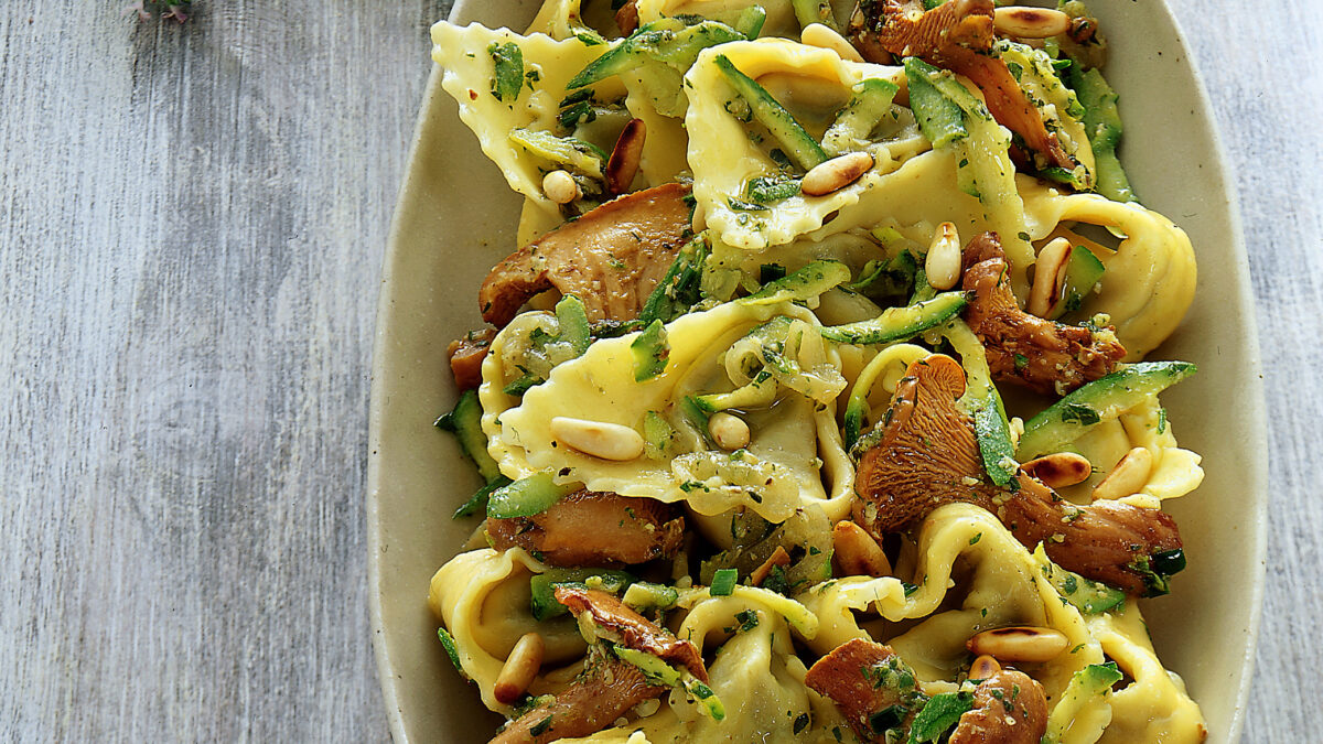 Tortelli di magro al sugo aromatico