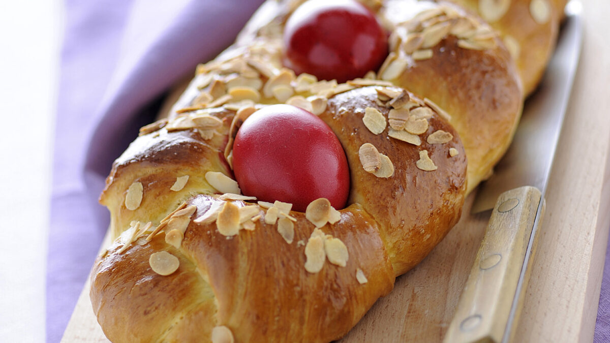 Treccia dolce con le uova