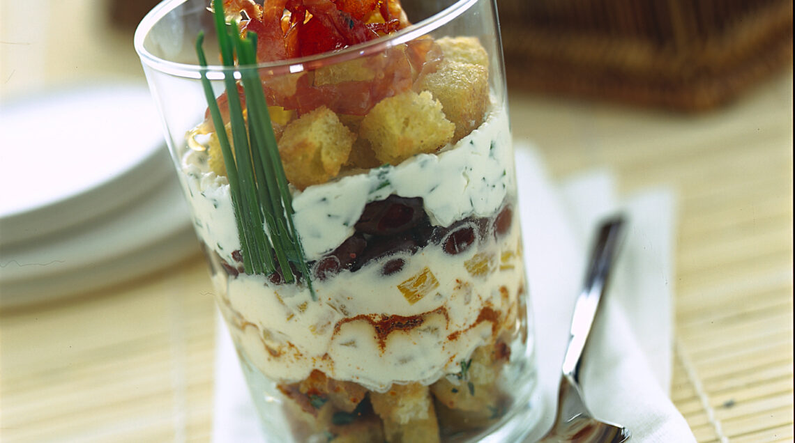 trifle-salato-con-olive-e-prosciutto