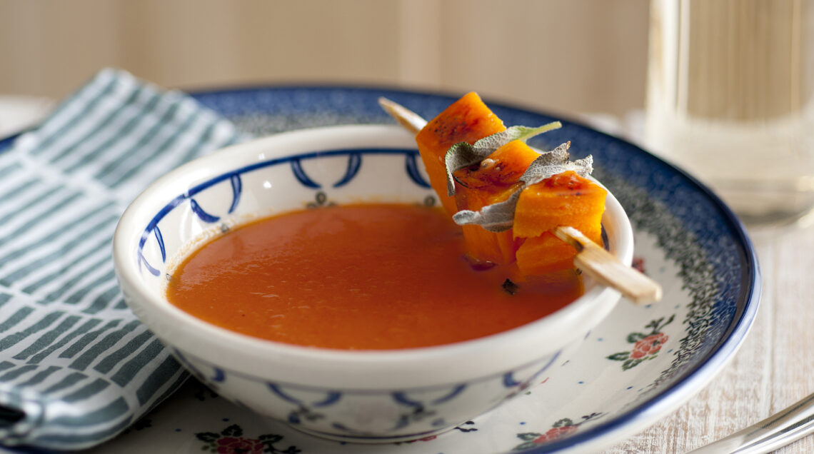 vellutata-alle-spezie-con-spiedino-di-zucca