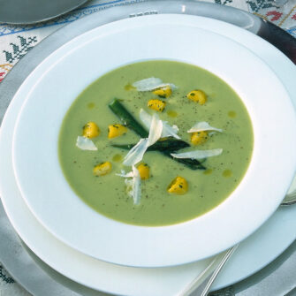 vellutata-di-asparagi-con-gnocchi