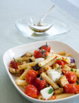 ziti corti con mozzarella e melanzane Sale&Pepe ricetta