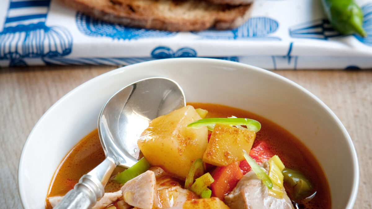Zuppa basca di tonno e patate