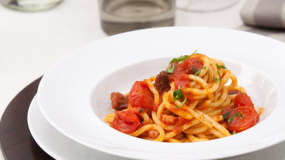 Spaghetti alla chitarra ai 4 pomodori