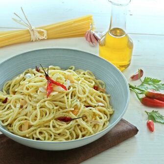 Spaghetti aglio, olio e peperoncino