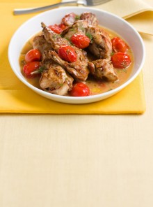 Coniglio in umido con pomodorini e finocchietto