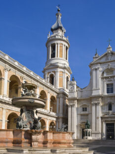 Santuario della Santa Casa, Loreto (Foto © Günter Lenz /imagebroker /Corbis)