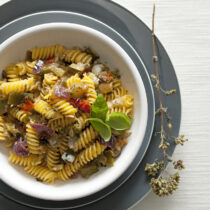 Fusilli con salsa tiepida alla ratatouille