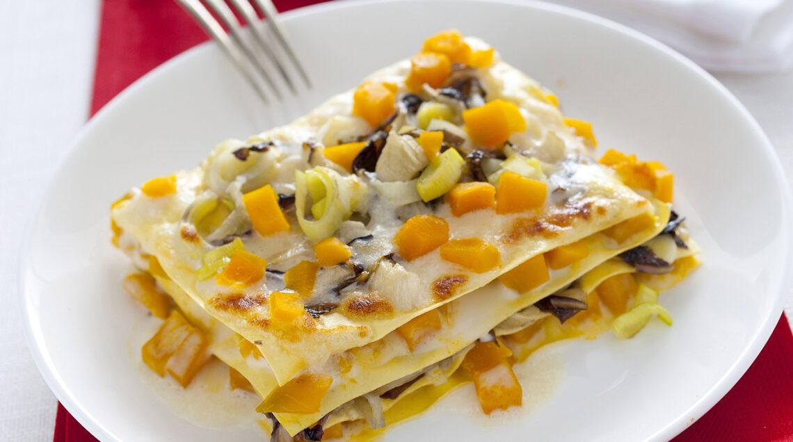 Lasagne con zucca gialla e verdure invernali | Sale&Pepe