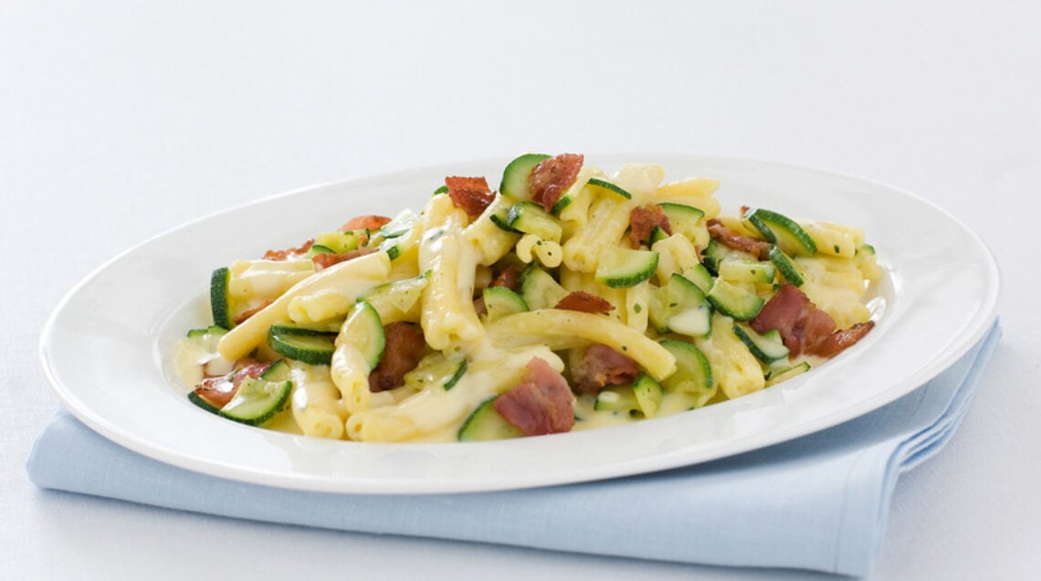 carbonara-zucchine-bacon