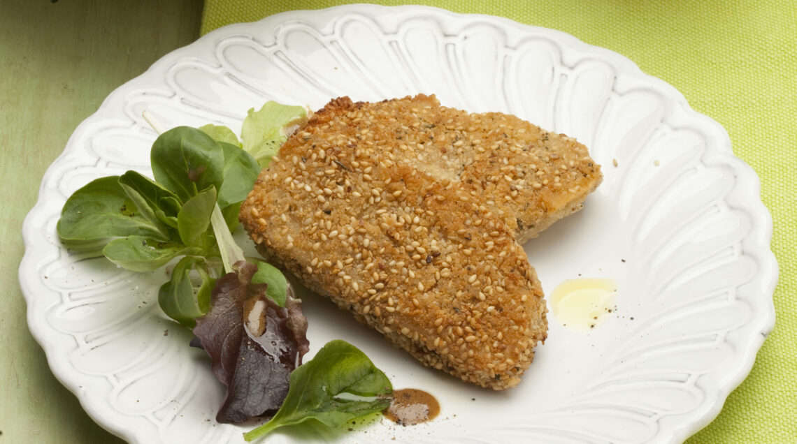 cotolette di sesamo con insalata
