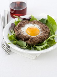 Hamburger al forno con uova