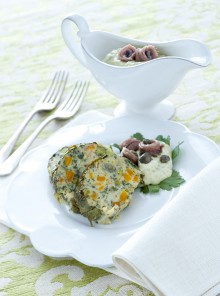 Polpettone vegetariano con salsa d'acciughe