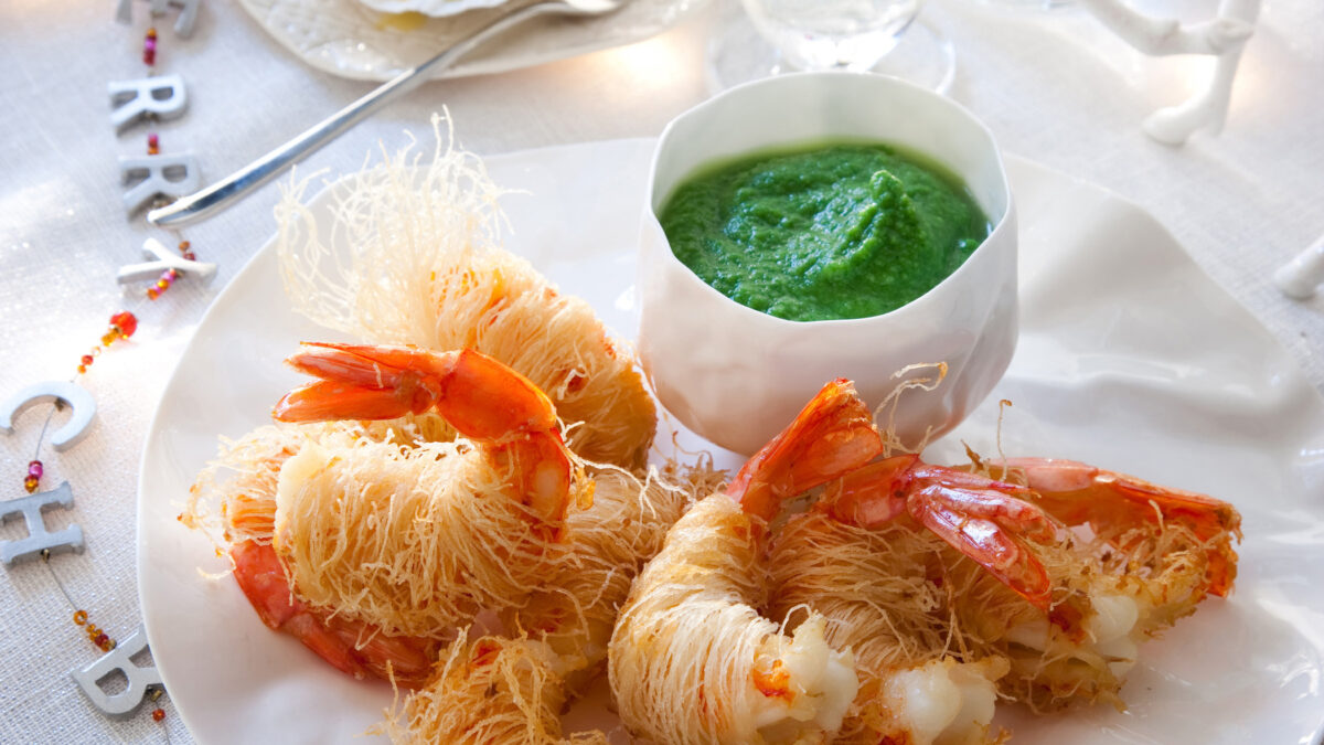 Gamberoni in pasta kataifi con crema di avocado Sale&Pepe