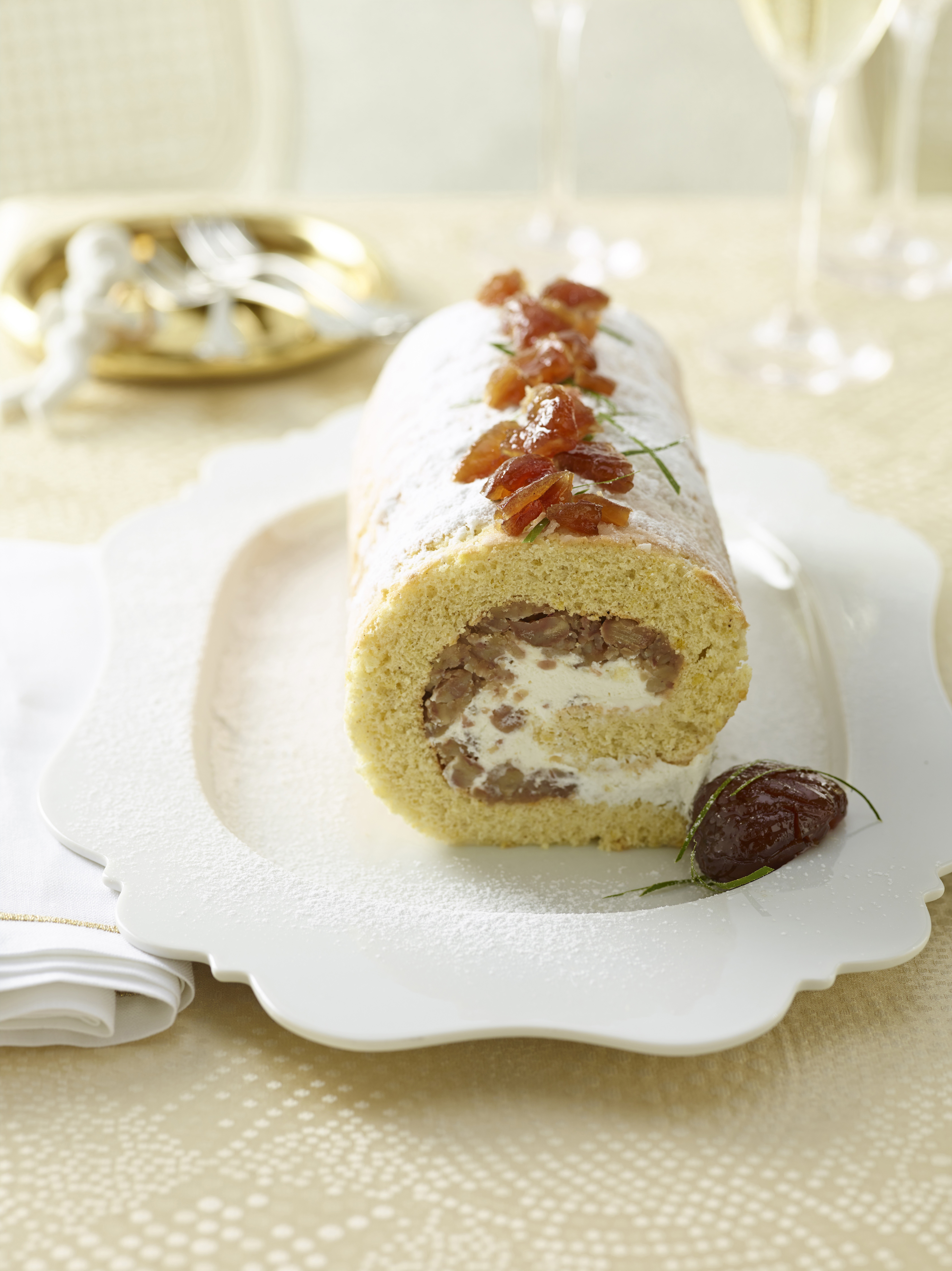 Ricette Tronchetto Di Natale Con Crema Marroni.Come Cucinare Il Rotolo Con Panna E Castagne Sale Pepe