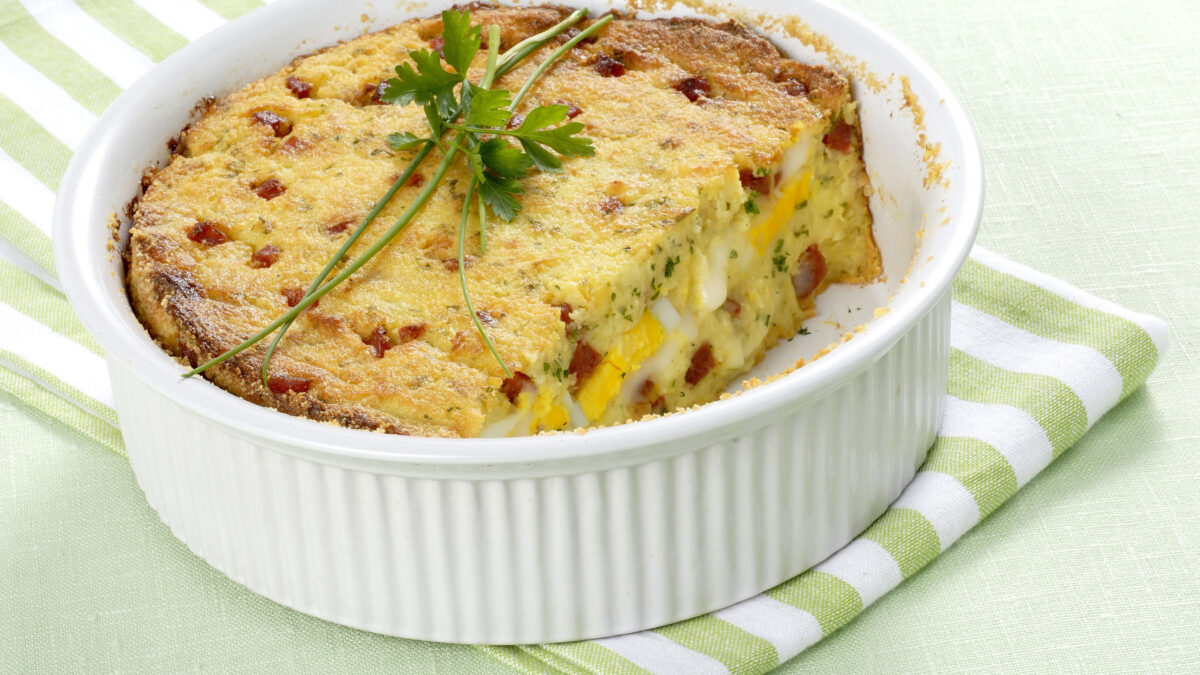 Timballo di patate con provolone e salsiccia