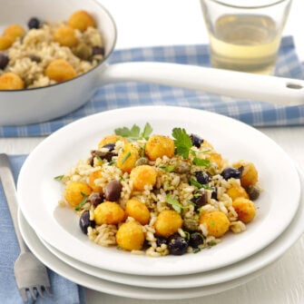 riso integrale con olive e polpette di carote Sale&Pepe ricetta