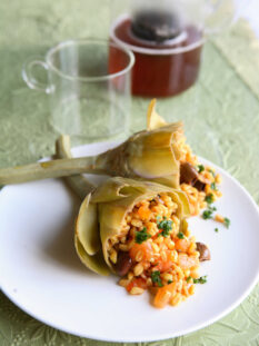 Carciofi ripieni di farro allo zafferano