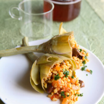 Carciofi ripieni di farro allo zafferano