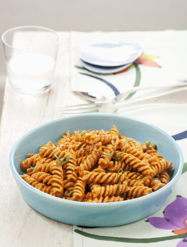 Fusilli integrali con crema di peperoni