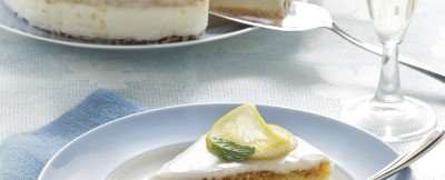 Torta con mousse di yogurt